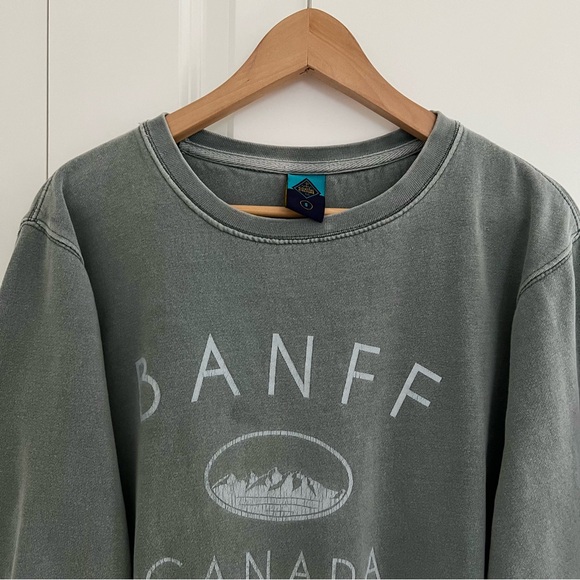 Coastal Culture Banff Canada Sweater - Picture 6 of 10